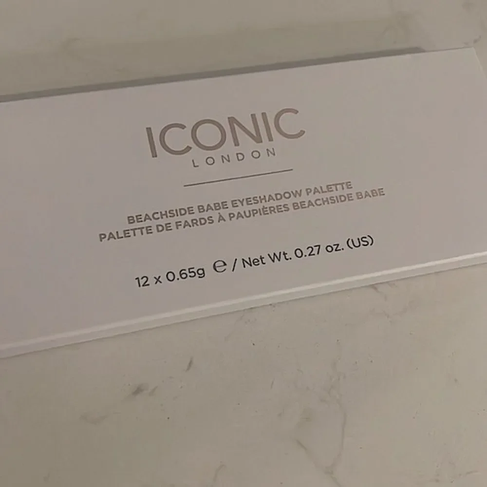 Iconic London Beachside Babe Eyeshadow Palette
